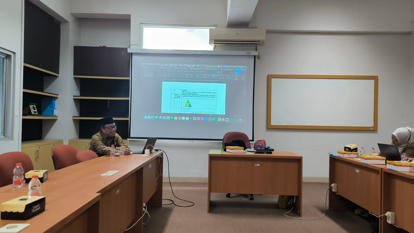 Pimpinan dan Dosen HKI Ngaji Kurikulum ke Fakultas Syariah dan Hukum UIN Sunan Kalijaga Yogyakarta